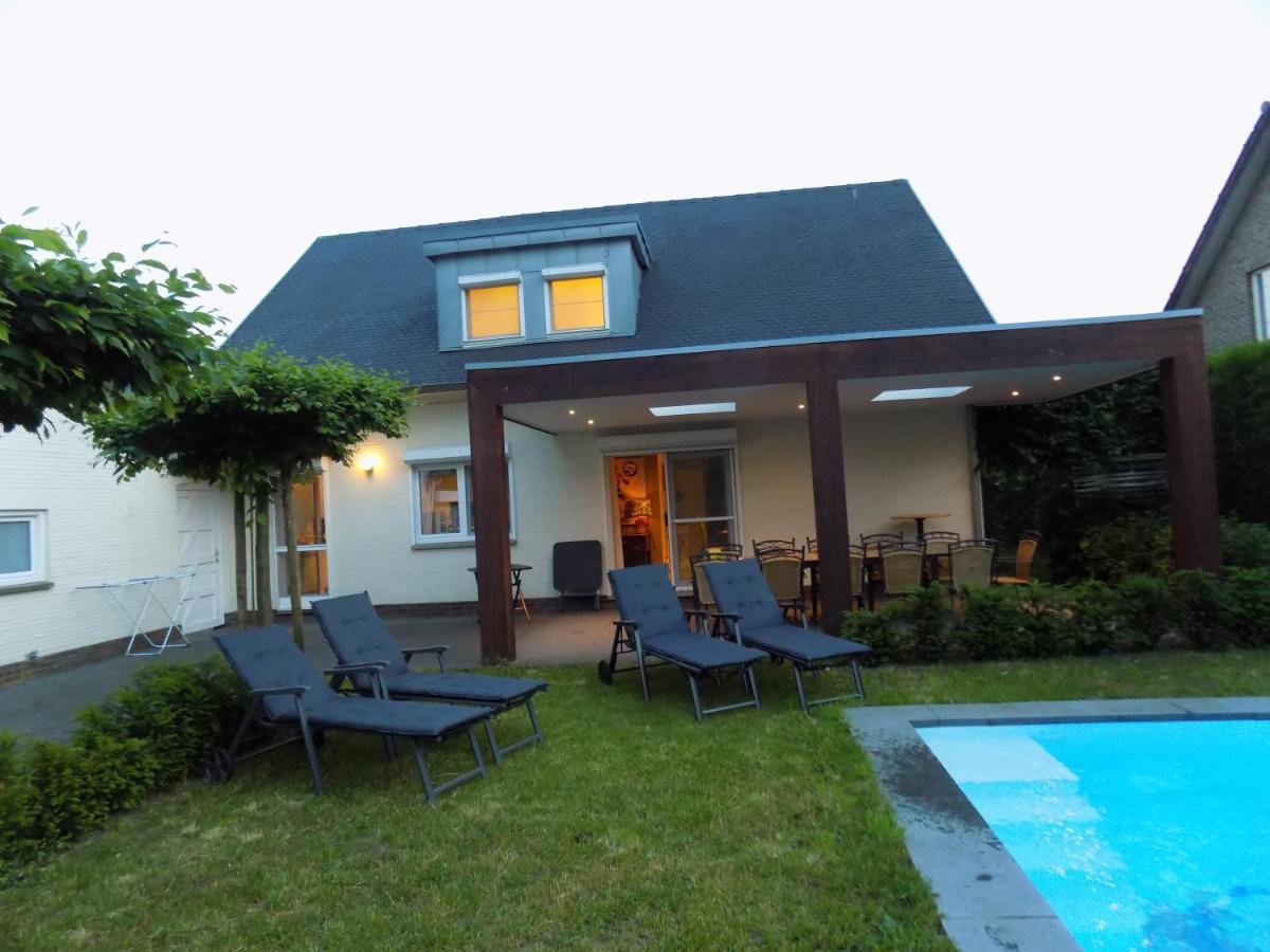 Villa Maas & Kempen Maaseik Luaran gambar