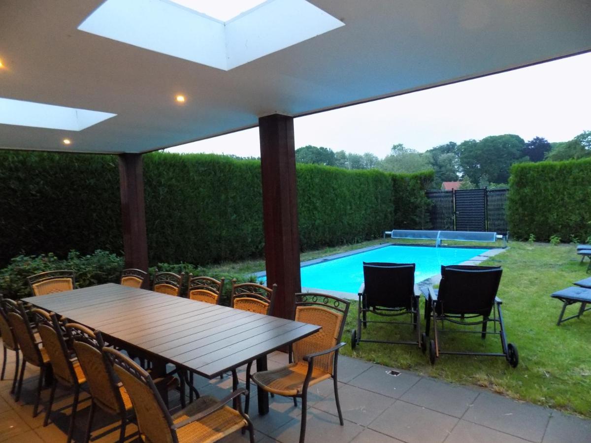 Villa Maas & Kempen Maaseik Luaran gambar